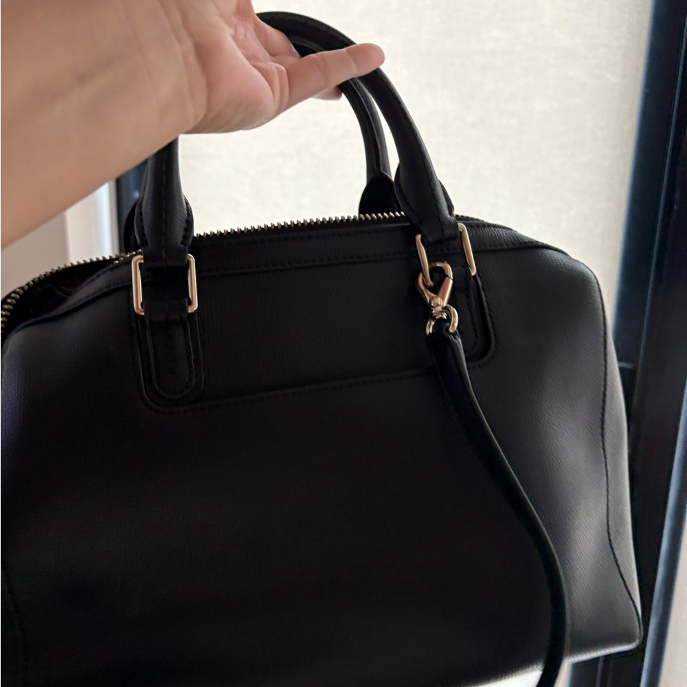 Henri Bendel Black Crossbody Bag - Picture 4 of 5
